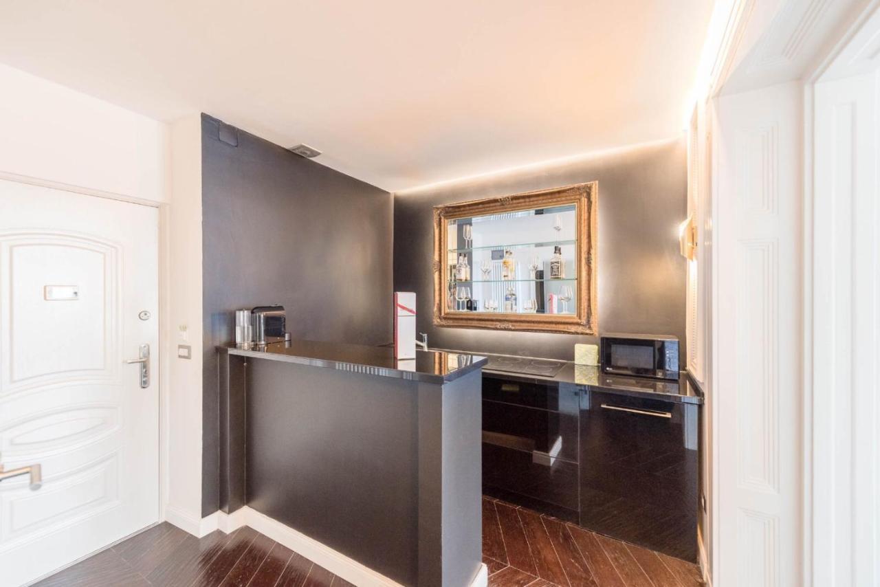Luxury Suites Down Town Boedapest Buitenkant foto